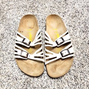 NWOT Cream colored Birks